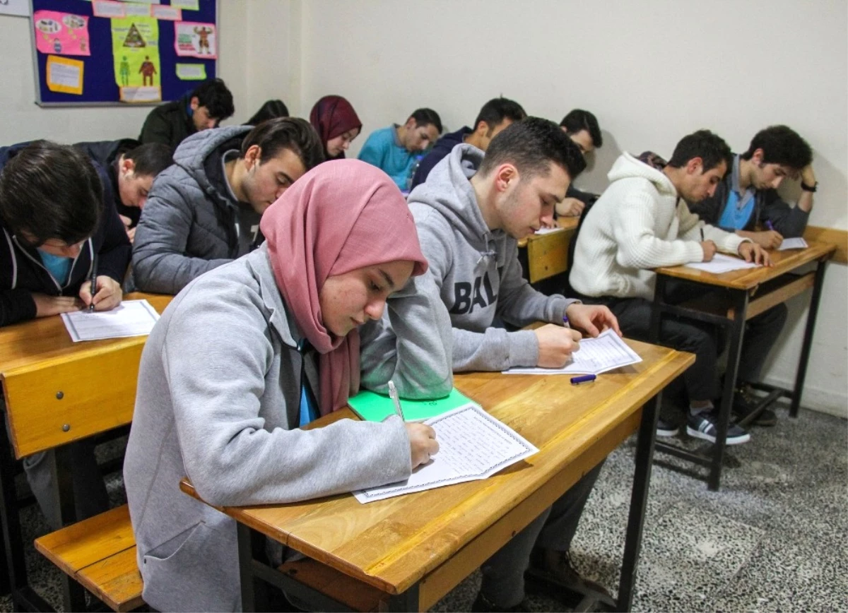 Afrin\'deki Mehmetçiğe Öğrencilerden Moral Mektubu