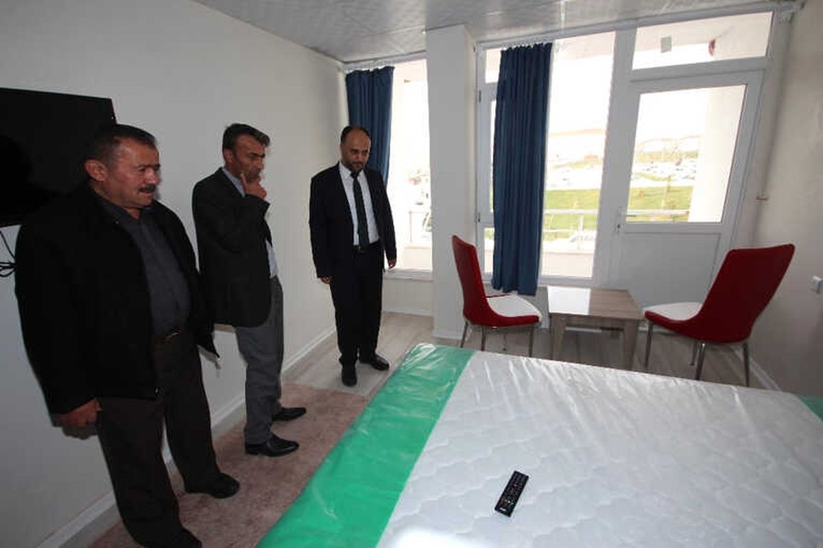 Başkan Özaltun\'dan Hasta Konukevine Ziyaret