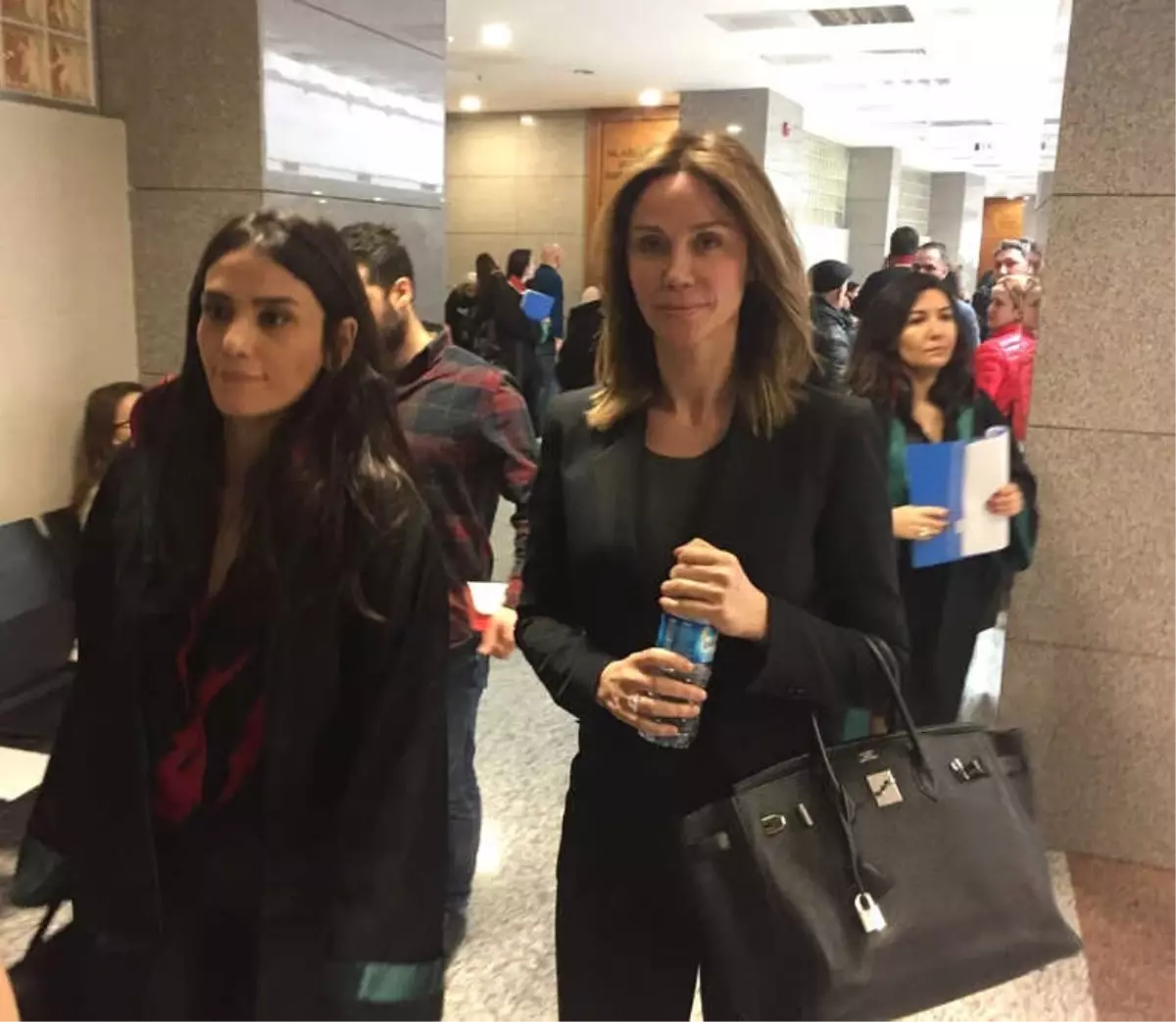 Demet Şener\'in Edvina Sponza\'ya Açtığı 500 Bin TL\'lik Davada Tanıklar Dinlendi