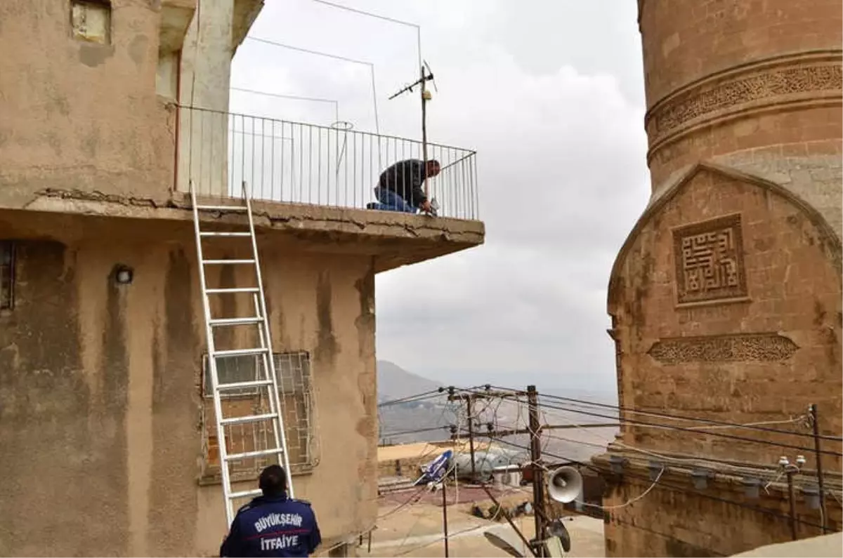 Mardin İtfaiyesi Güvercin Kurtardı