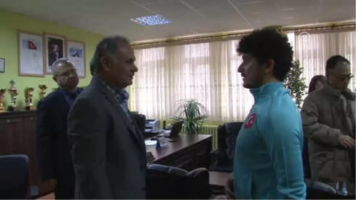 Milli Ampute Barış Telli\'nin Hayatı Belgesel Olacak