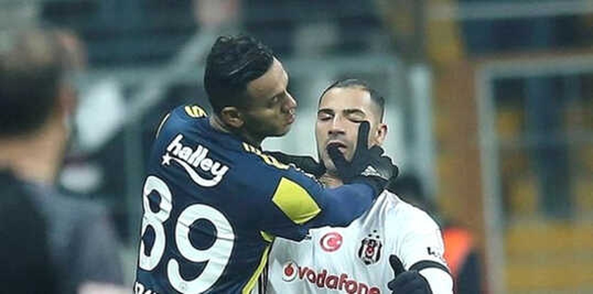 Pfdk Quaresma\'ya 5 Maç Men Cezası Verdi