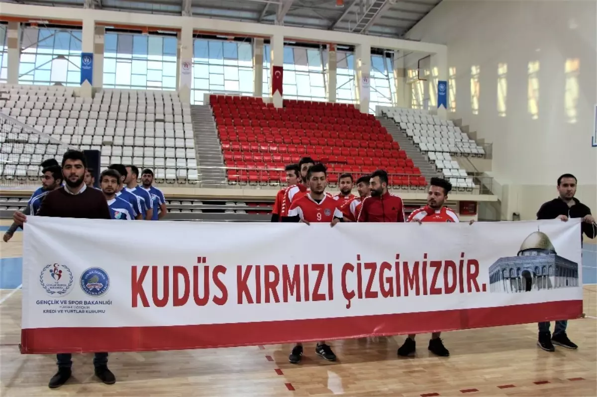 Yurtlar Arası Voleybol Turnuvası Başladı