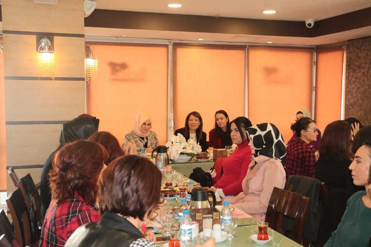 AK Parti Kadın Kollarından Kadınlar Günü Programı