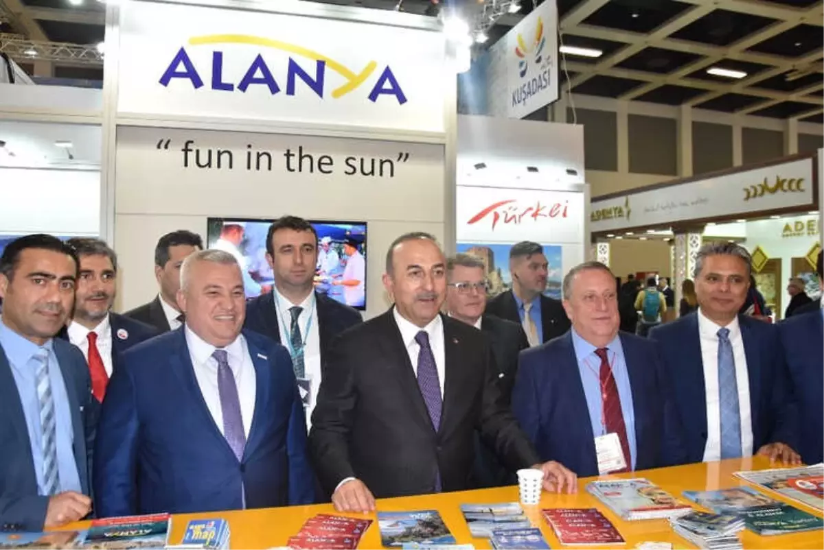 Bakan Çavuşoğlu, Berlin Uluslararası Turizm Borsası Fuarı\'nda