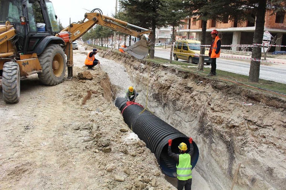 Korkuteli Hastane Yolunda Alt Yapı Çalışması