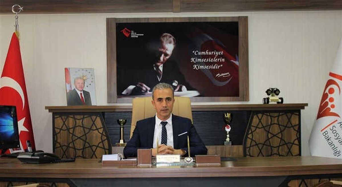 Müdür Çelik: "Kadınlar Hayatın Yarısıdır"