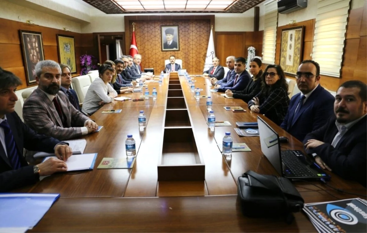 Nevşehir\'de Turizm ve Tanıtım Odaklı İstişare Toplantısı Yapıldı