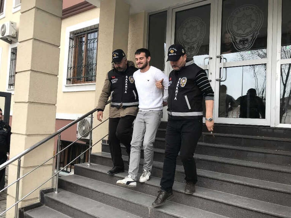 Sakarya\'da Kesinleşmiş Hapis Cezası Olan 5 Kişi Tutuklandı