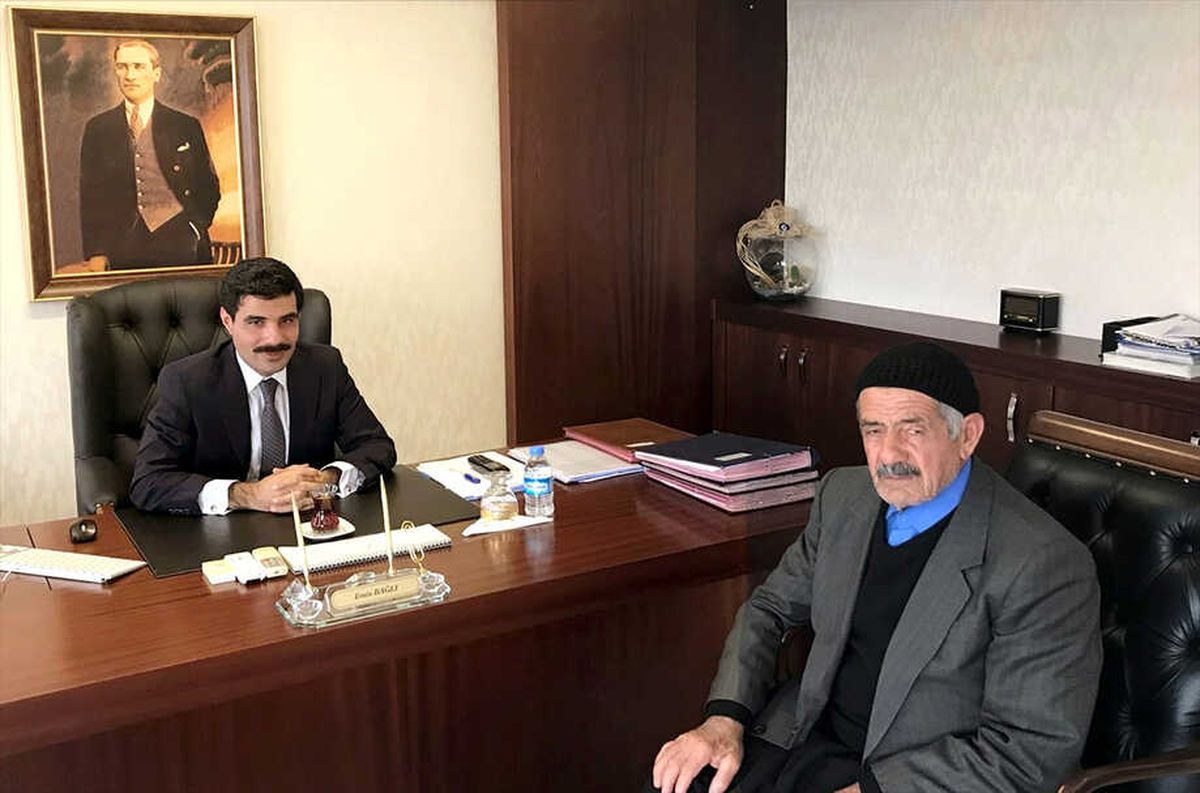 Şehit Babasından TSK Dayanışma Vakfı\'na Bağış