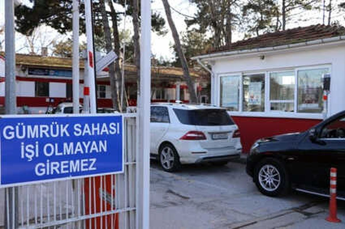 Sınırda Polnet Arızası: Giriş-çıkışlar Durdu