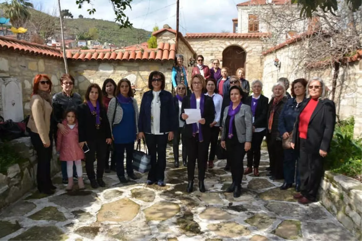 Söke Kadın Meclisi; "Dünya Barışı İçin Kadınlara Daha Çok İhtiyaç Var"