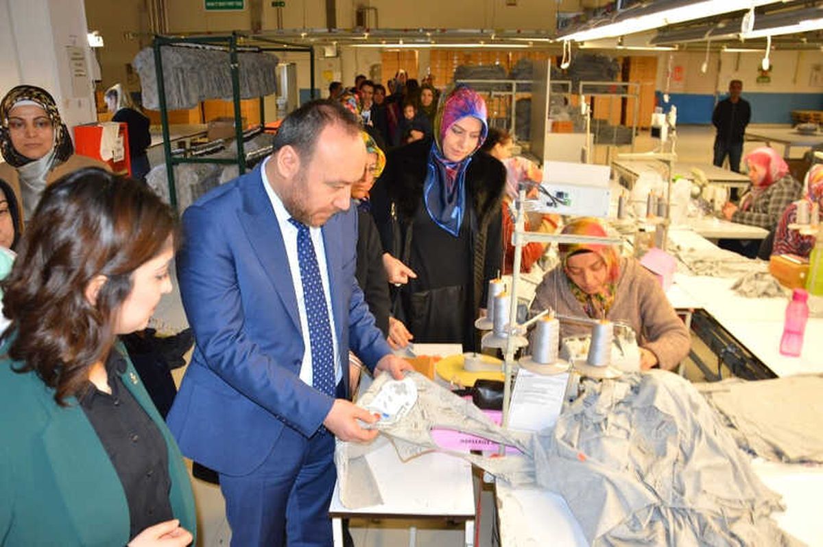 AK Parti İl Başkanı Dağdelen: "Her Zaman Kadınlarımızın Yanındayız"