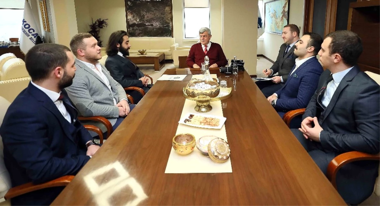 Başkan Karaosmanoğlu Vatandaşları Tarih Sempozyumuna Davet Etti