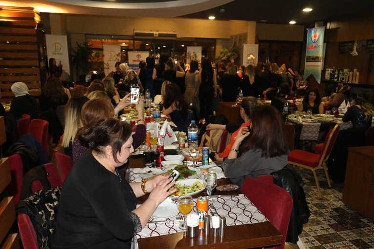 Diyarbakır\'da Kadınlar Günü\'ne Özel Gece