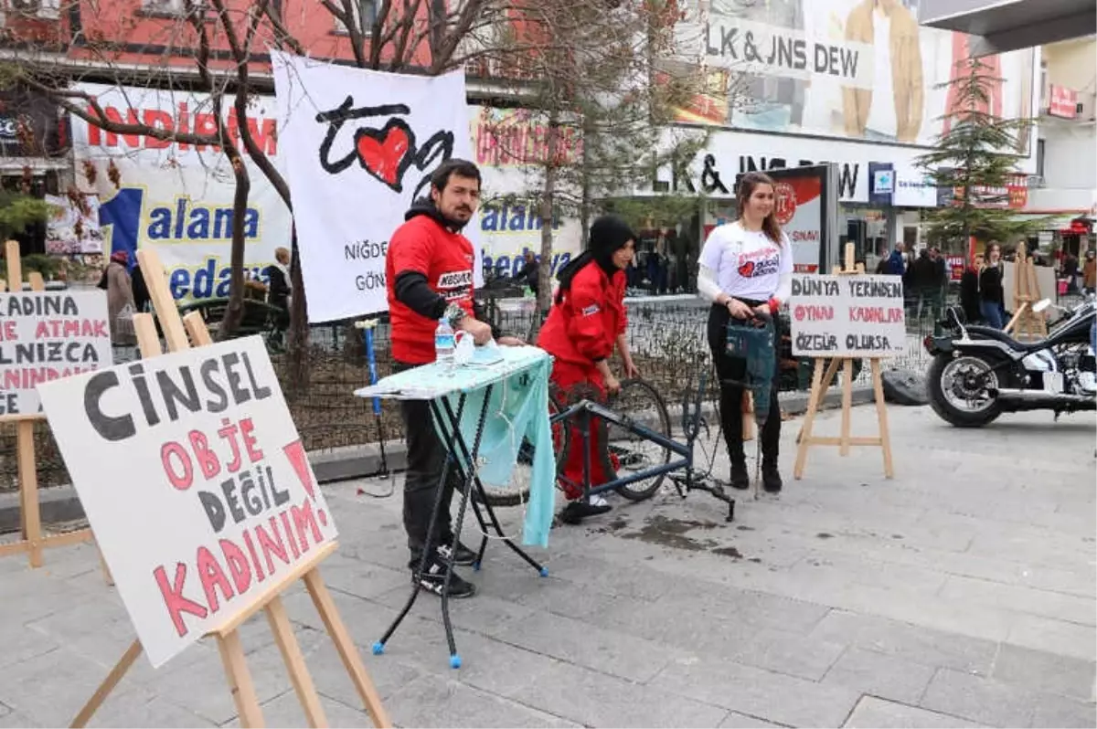 Erkekler Kadınların İşini, Kadınlar da Erkeklerin İşini Yaptı