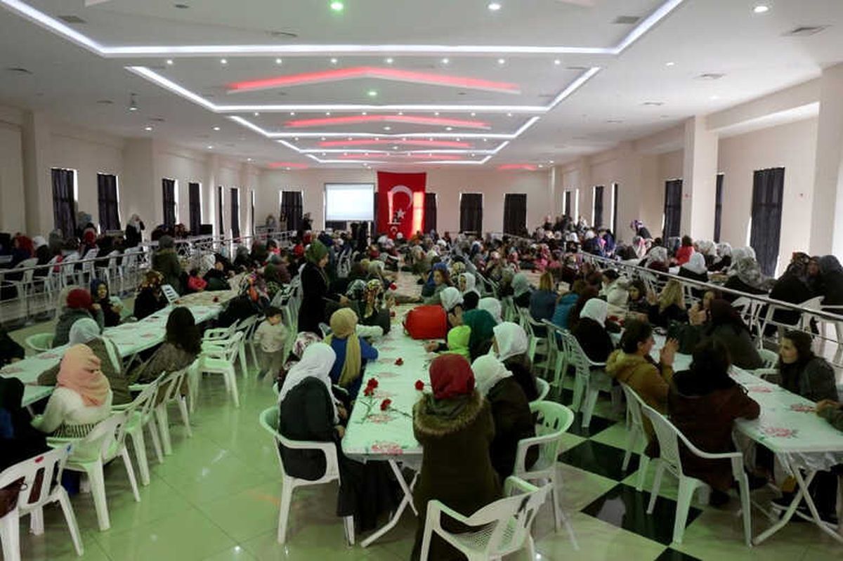 Gürpınar\'da \'Kadınlar Günü\' Etkinliği