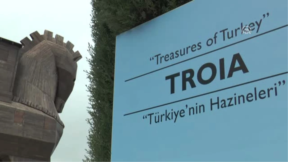 Helen Kıyafetleri" Troia Müzesi\'ne Bağışlanacak
