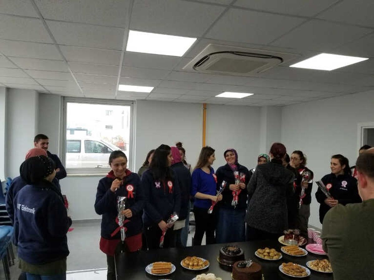 Jandarmadan İşçi Kadınlara 8 Mart Dünya Kadınlar Günü Ziyareti