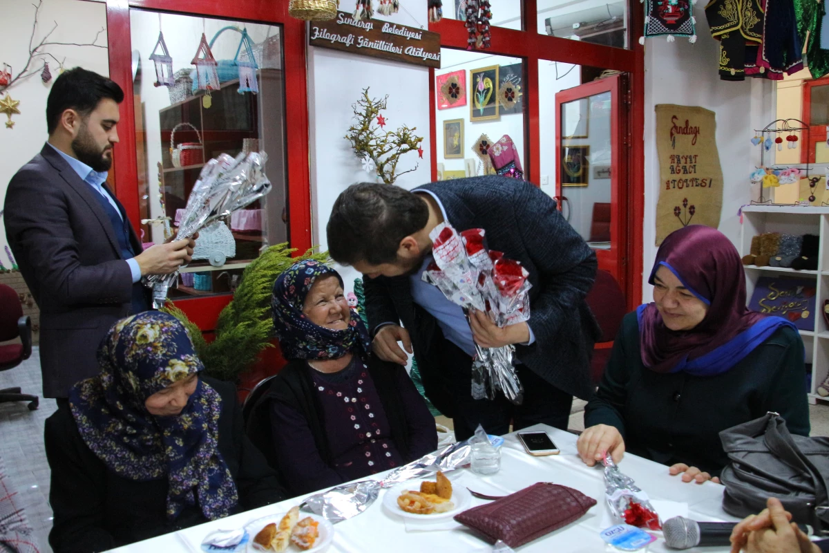 Kadınlar Günü Hediyesi Kadınlar Kahvesi