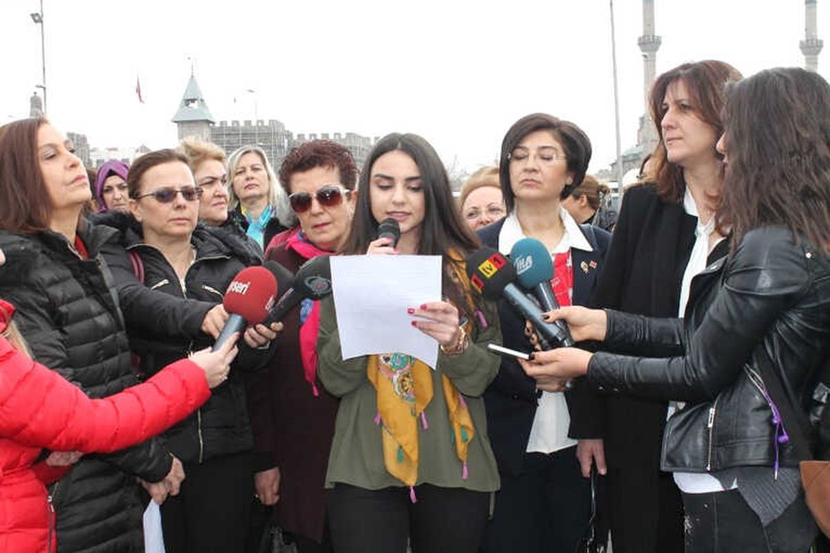 Kayseri\'de Kadınlar 8 Mart İçin Alanlardaydı