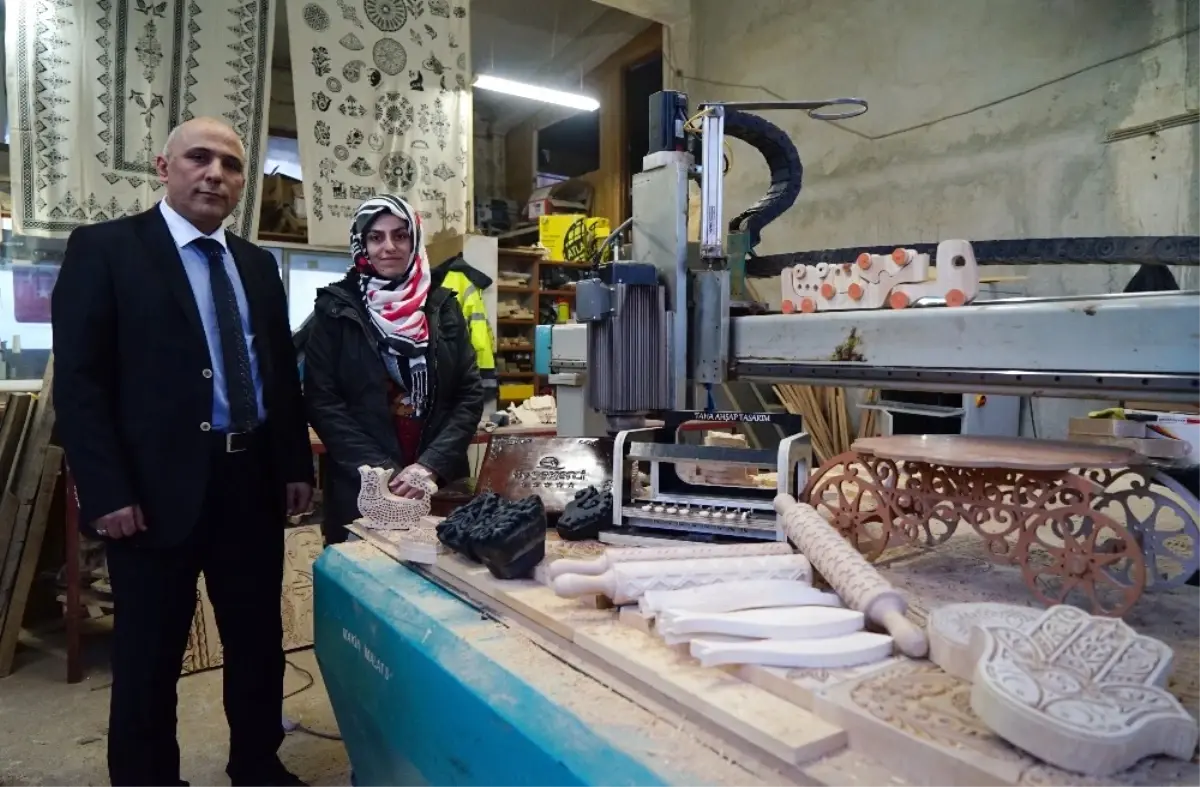 Amatör Olarak Başladığı İşte, Sosyal Medyada Satmaya Çalıştığı Ürünlerin Siparişine Yetişemiyor