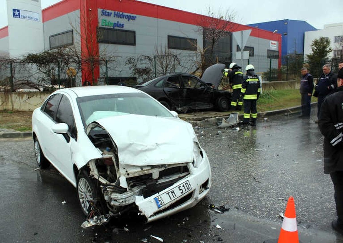 Tekirdağ\'da Trafik Kazası: 5 Yaralı