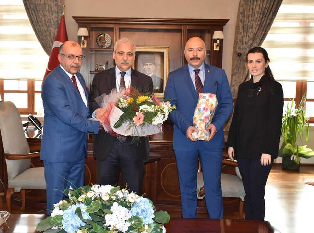 Vali Güvençer, Elektrik Teknisyenleri Odasını Ağırladı