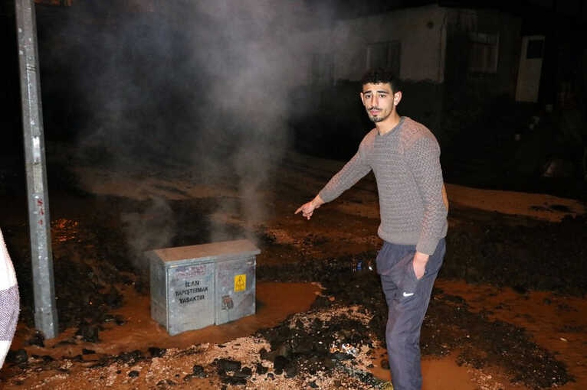 Yozgat\'ta Elektrik Baksından Çıkan Duman Paniğe Neden Oldu