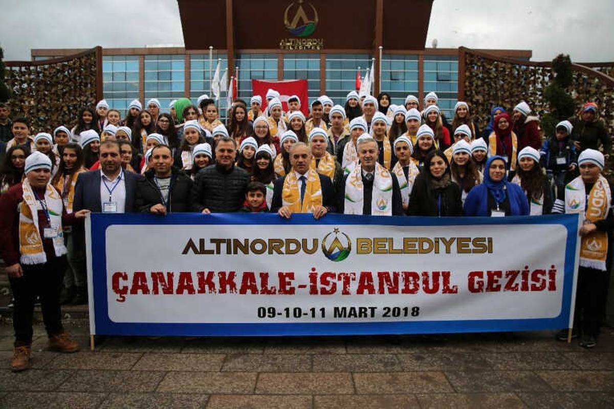 Altınordu Belediyesi Öğrencileri Çanakkale\'ye Gönderdi