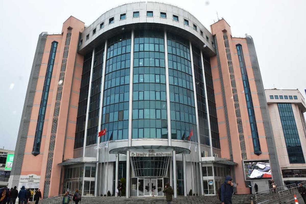 İzmit Belediyesi\'nden Dolandırıcı Uyarısı