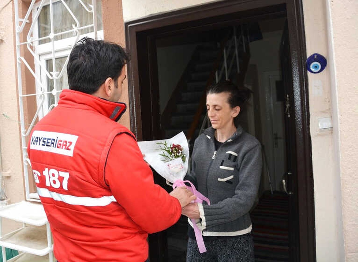 Kayserigaz\'dan Dünya Kadınlar Günü Kutlaması