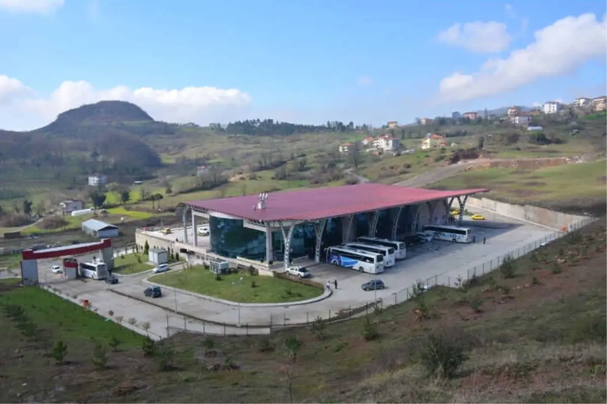 Kdz. Ereğli\'de Eski Terminal Yıkıldı, Yenisi Hizmete Girdi