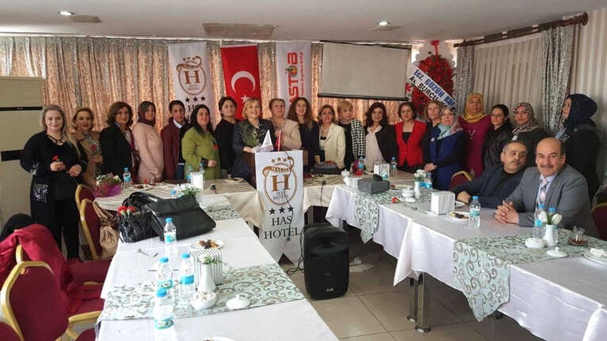 Mastöb\'de Kadın Hakları Ele Alındı