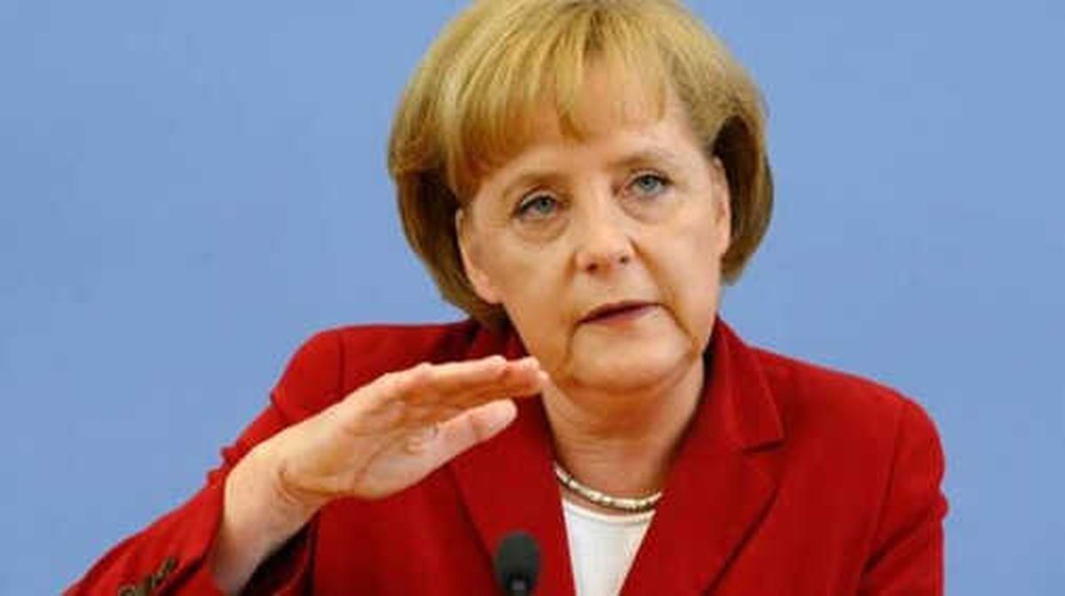 Merkel\'den ABD\'nin Ek Gümrük Vergilerine Tepki