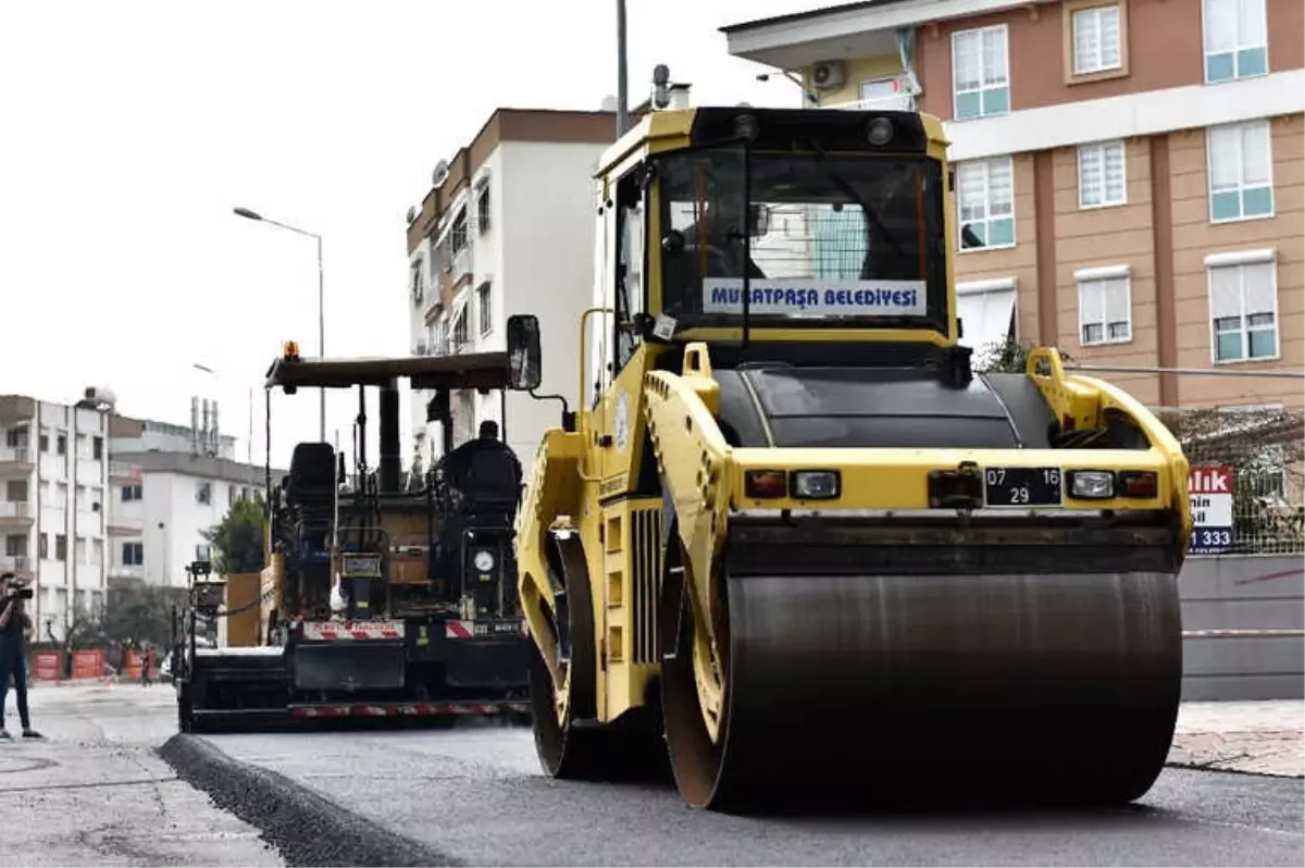 Yunus Emre Caddesi Yenileniyor