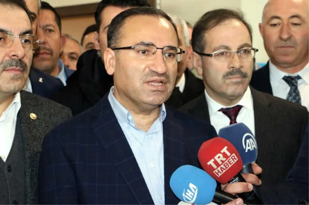 Bakan Bozdağ: "Dini Konularda Bilenlerin Konuşması Esastır"