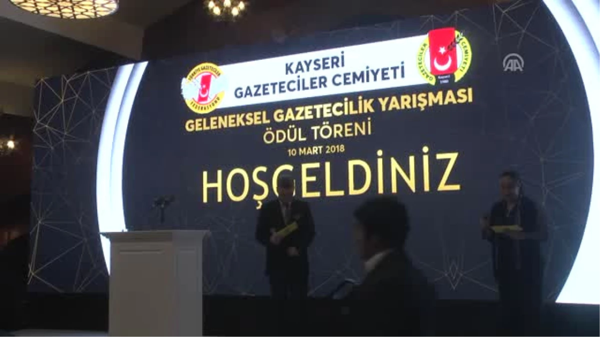 Bakan Özhaseki, Geleneksel Gazetecilik Yarışması Ödül Töreni"Ne Katıldı