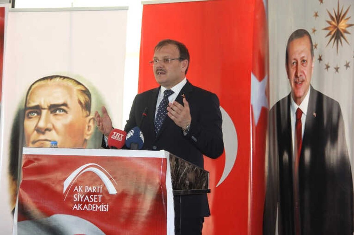 Başbakan Yardımcısı Çavuşoğlu: "Terör Örgütü, ABD Tarafından Desteklenmek ve Silahlandırılmak...