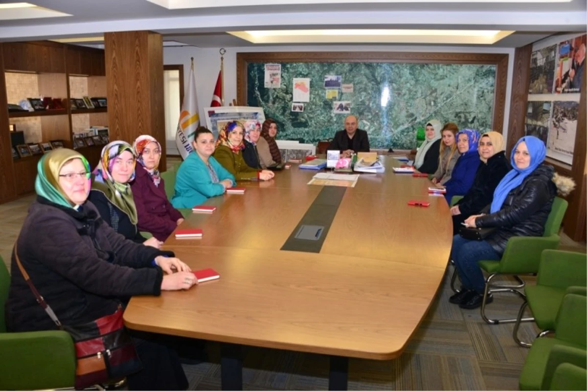 Başkan Saraoğlu: Kadının Olduğu Yerde Nezaket, Zerafet, Hoşgörü ve Saygı Vardır