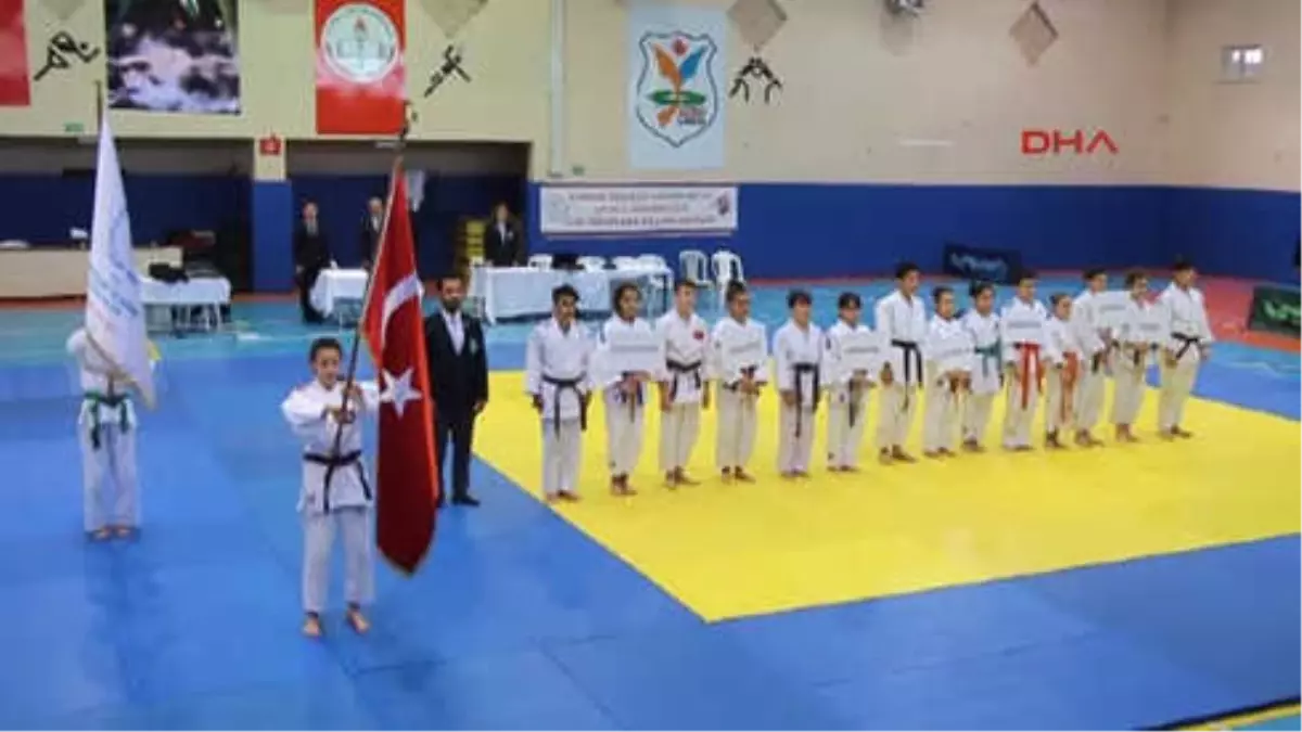 Burdur\'da Judo Grup Müsabakaları Başladı