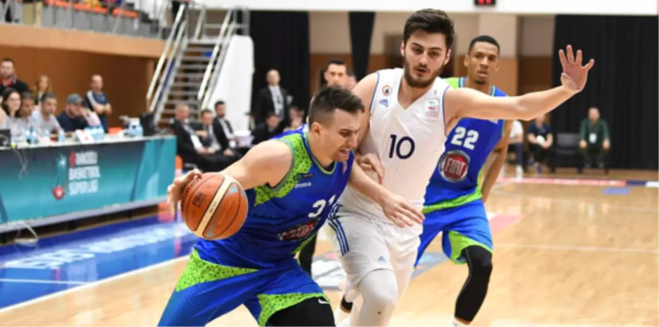 İstanbul Büyükşehir Belediyespor-Tofaş: 73-80