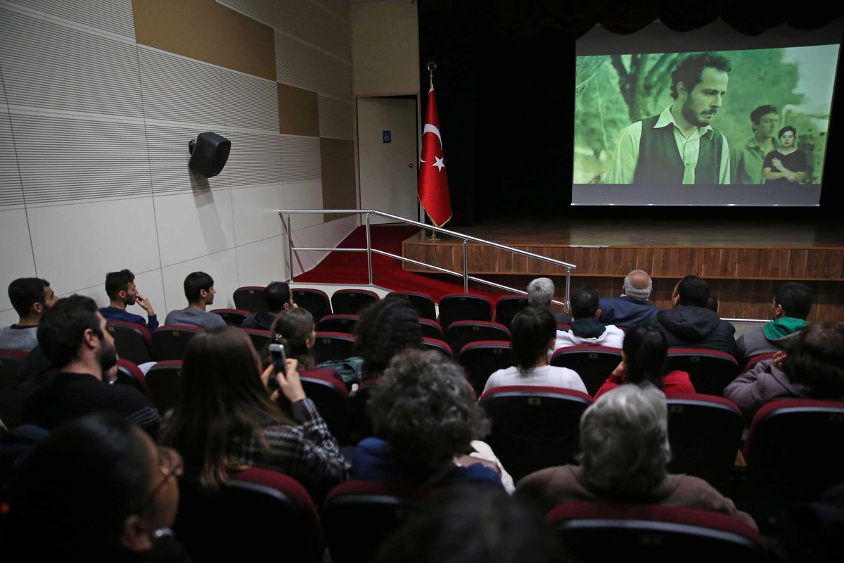 Karşıyaka\'da \'engelsiz Sinema\' Buluşmaları "Bu Sesi Görün"