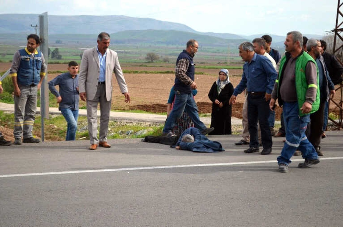 Otoyolda Yolun Karşına Geçmek İsterken Canından Oldu