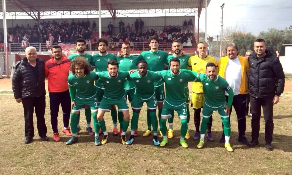 Salihli Belediyespor İkinci Maçını da Kazanmak İstiyor