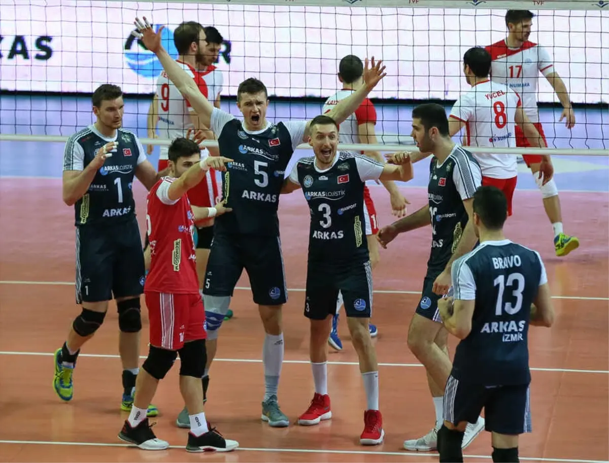 Voleybol: Efeler Ligi Play-off