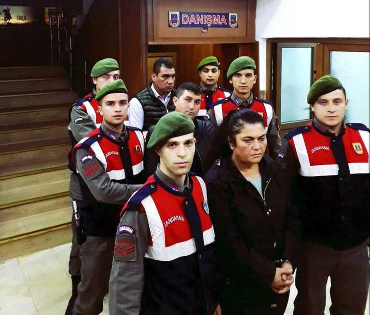 Zeytinyağı Hırsızlarını Sosyal Medya Paylaşımları Yakalattı