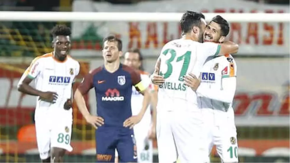 Başakşehir Deplasmanda Dağıldı