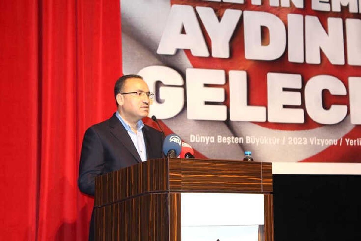 Başbakan Yardımcısı Bozdağ: "1921 ve 1924 Anayasaları Hariç Diğerlerinin Tamamı Milletin Anayasası...