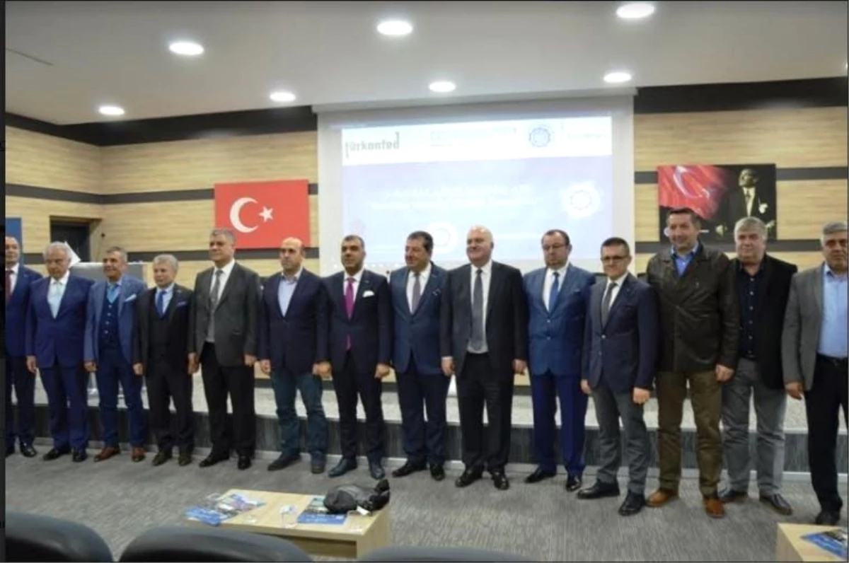Biga\'da \'Yerelden Ulusala Türkiye Ekonomisi\' Konferansı